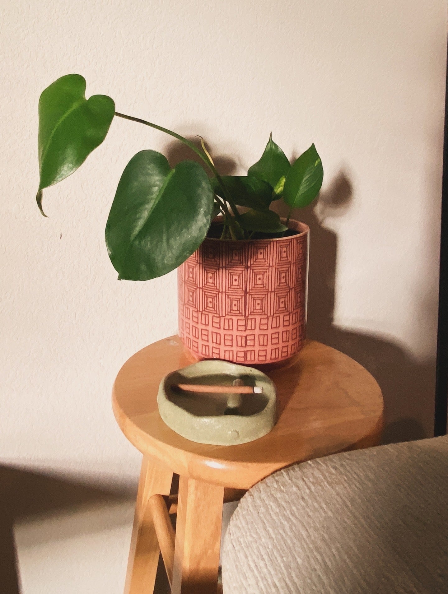 Anwụ̀rụ̀ Incense holder